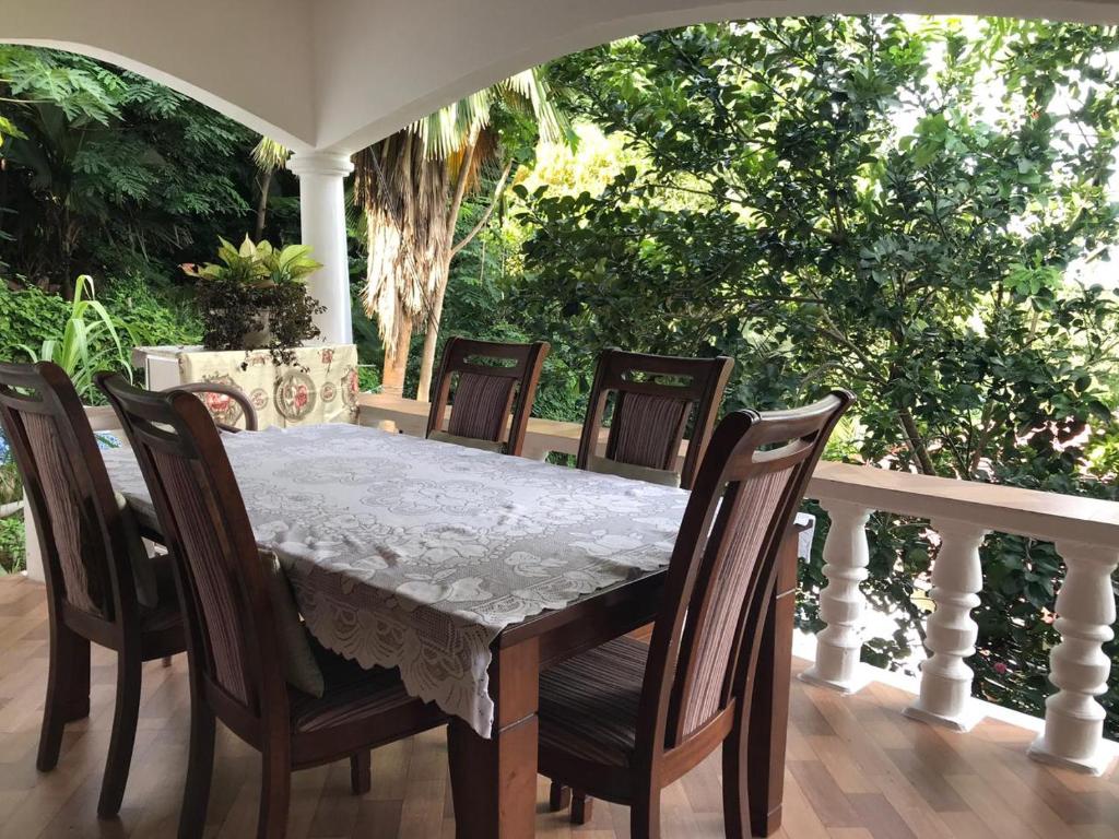Zahrada ubytování Tandif Villa Sea View