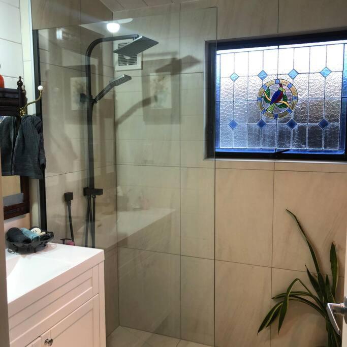 Lakeside Retreat - Resim 3