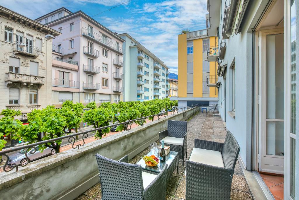 Balkon atau teras di Bellinzona In Centro - Happy Rentals