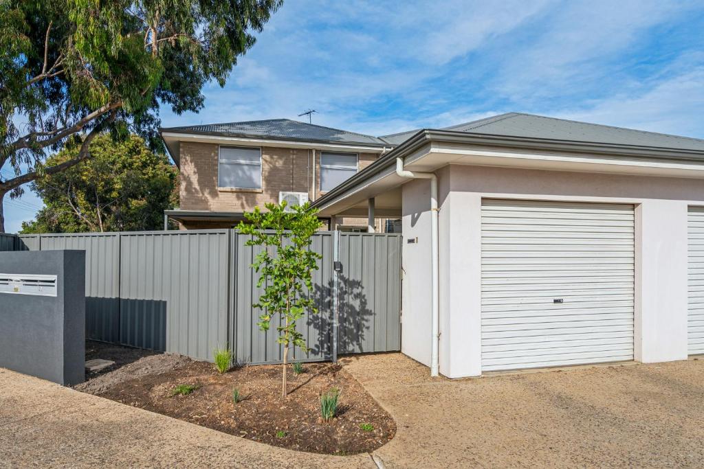 Churchill Condo - Three-Bedroom House