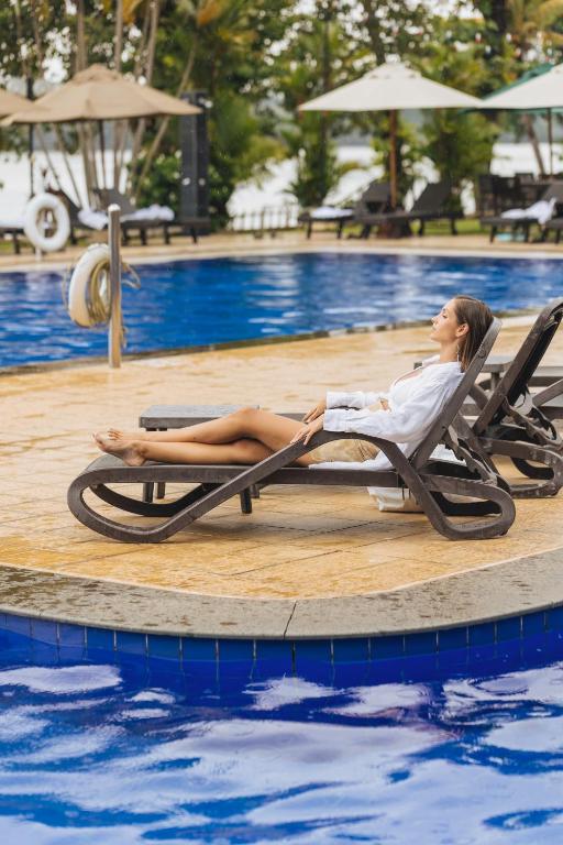 Bazén v ubytování Cinnamon Lakeside nebo v jeho okolí