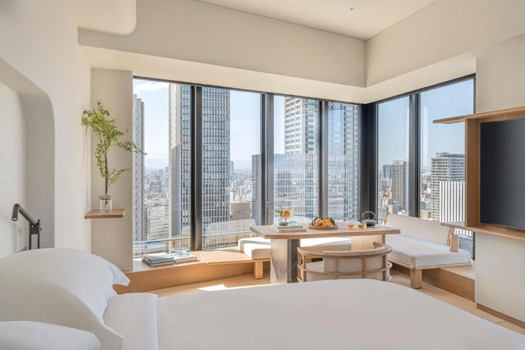 Tatami Corner King Suite