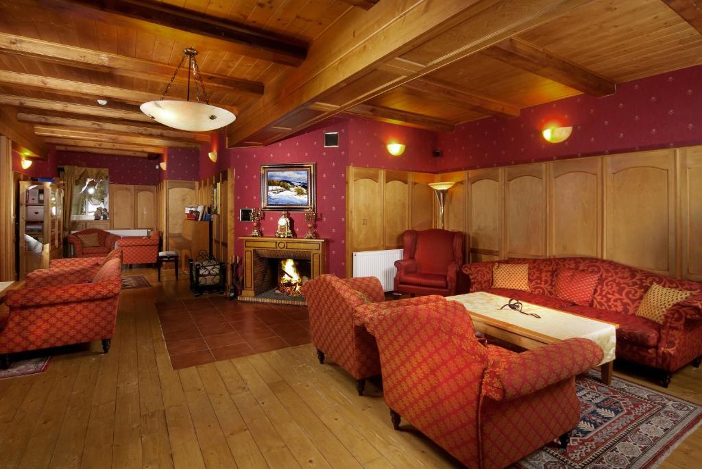 Posezení v ubytování Hotel Pod Jasany