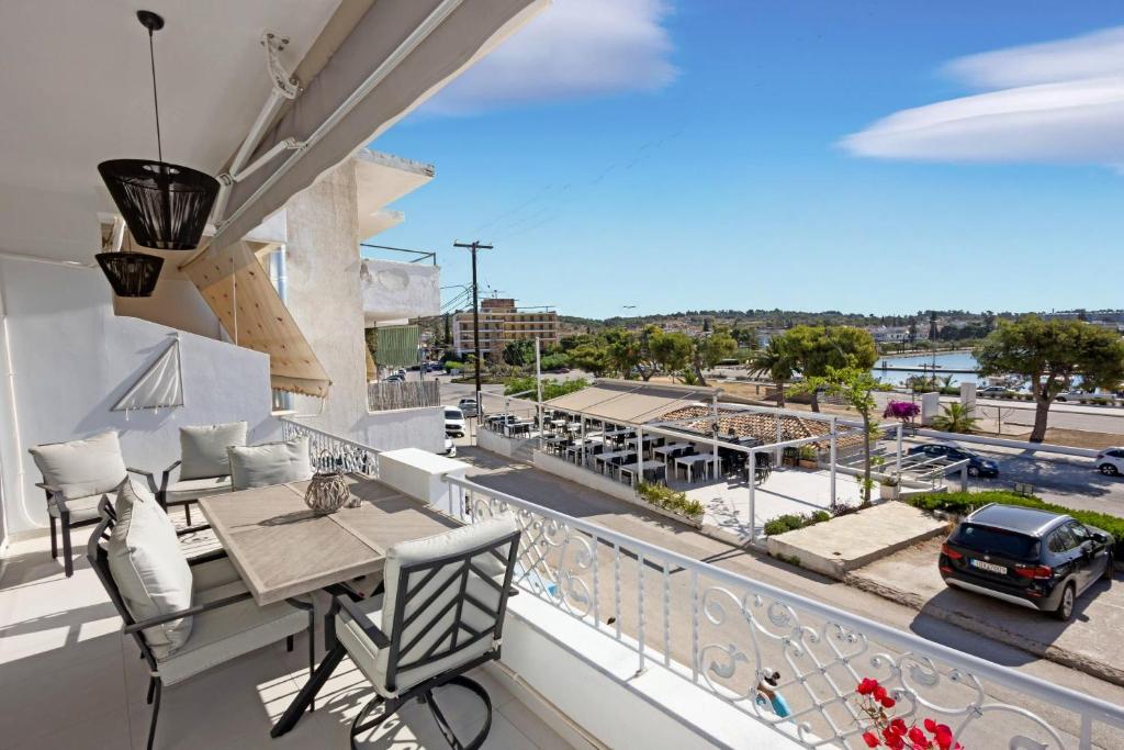 A balcony or terrace at Porto Heli Sea Getaway - Port House G
