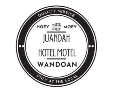 Wondoan的住宿－Juandah Hotel Motel，黑白标志,用于旅馆汽车旅馆的战士