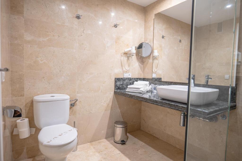 Koupelna v ubytování Aparthotel Dunes Platja