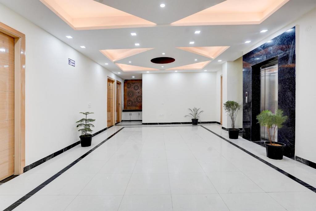 Vstupní hala nebo recepce v ubytování FabHotel Sky