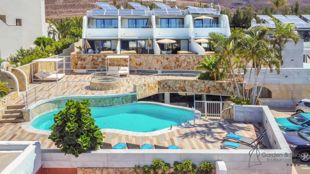 Garden & Sea Boutique Lodging THe Home Collection