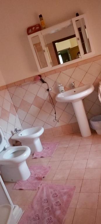 Łazienka w obiekcie Casa Holiday Sea Etna Di Enza
