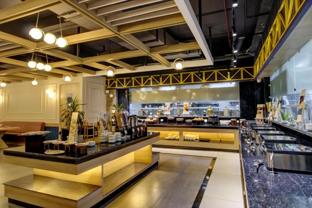 Restaurace v ubytování Cozzet Sonipat - A Cygnett Hotel