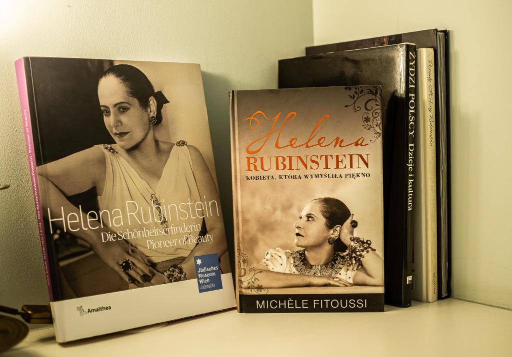 Crystal Suites Chez Helena - 10