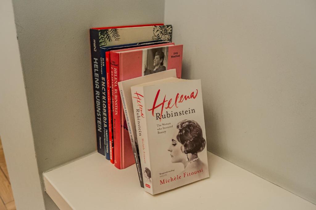 Crystal Suites Chez Helena - 18