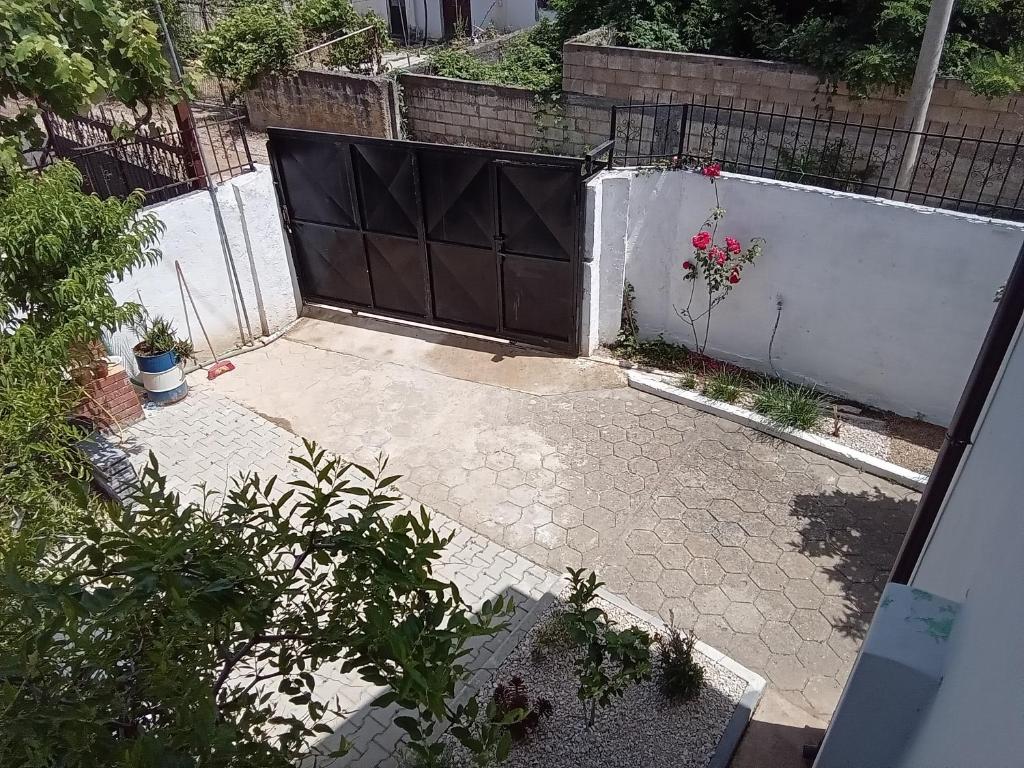 Fotografie z fotogalerie ubytování Eni's Villa v destinaci Lezhë