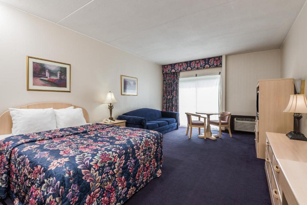 Days Inn by Wyndham Berlin Meriden - Camera King - Accesso Disabili - Non Fumatori