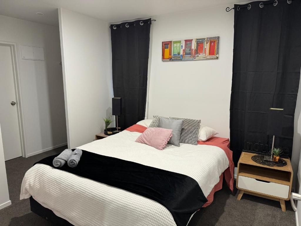 87 on FIFTH Ave - Resim 30