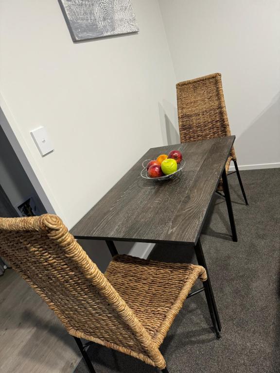 87 on FIFTH Ave - Resim 38