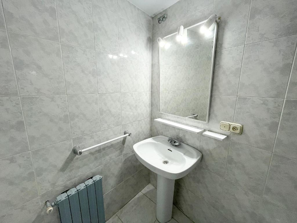 Un baño de Complejo Tamanaco Illa de Arousa 3000