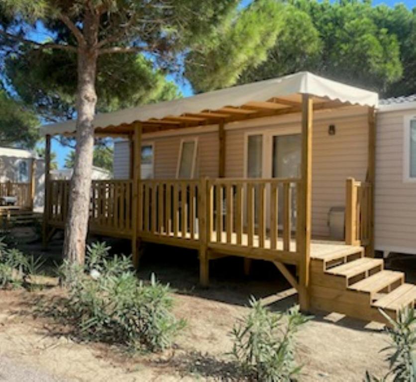 Φωτογραφία από το άλμπουμ του Le Marisol 5 étoiles à Torreilles emplacement O53 3CH 1SDB 8 personnes σε Torreilles