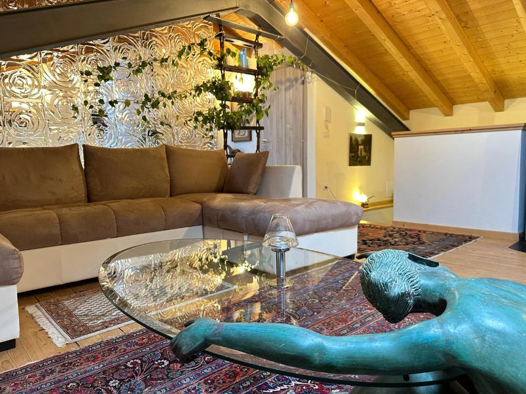 Posezení v ubytování Residence Belvedere Barcis Mansarde