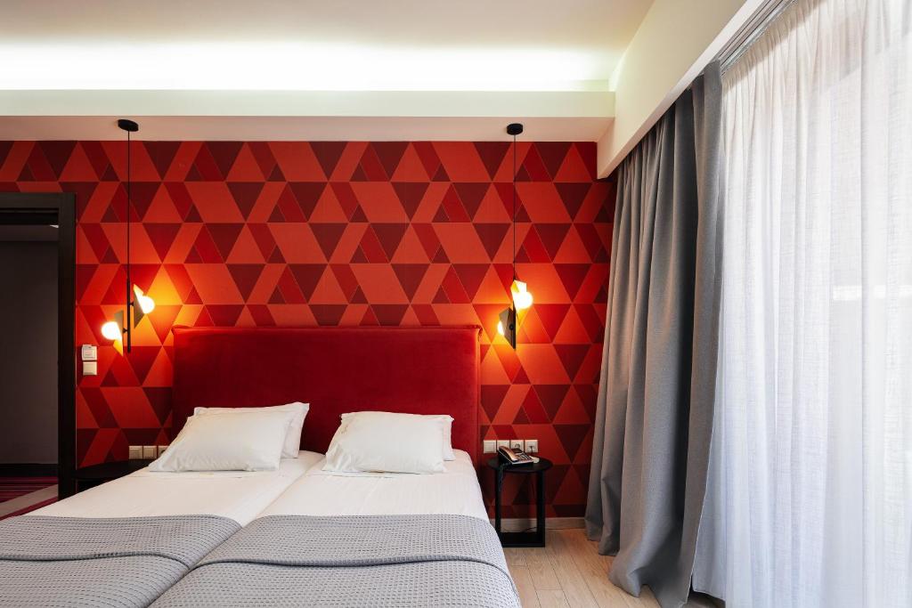 Steris Elegant Beach Hotel - 7