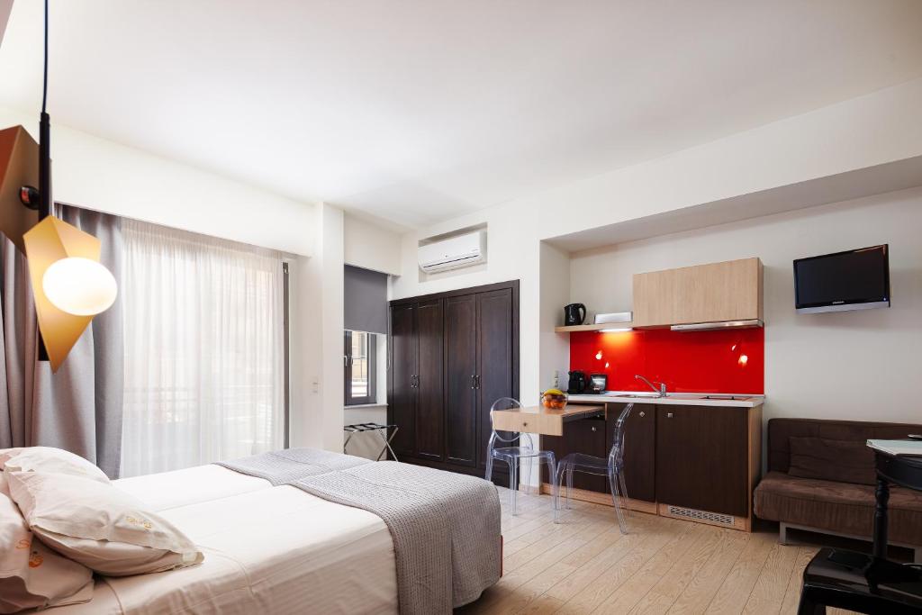 Steris Elegant Beach Hotel - 6