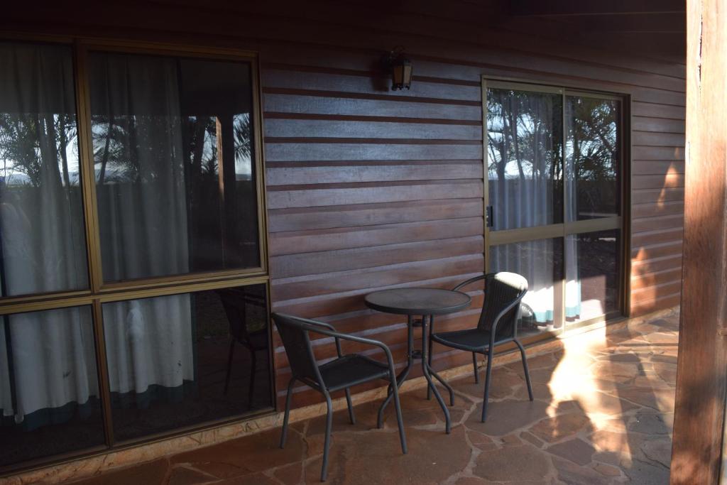 Atherton Holiday Park - Huisje