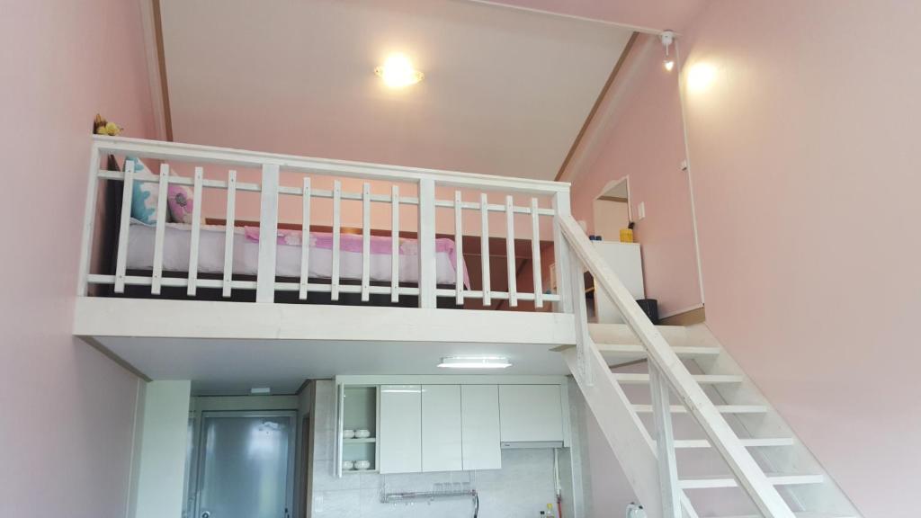 Dreaming Forest Pension Seogwipo - Deluxe Double Room