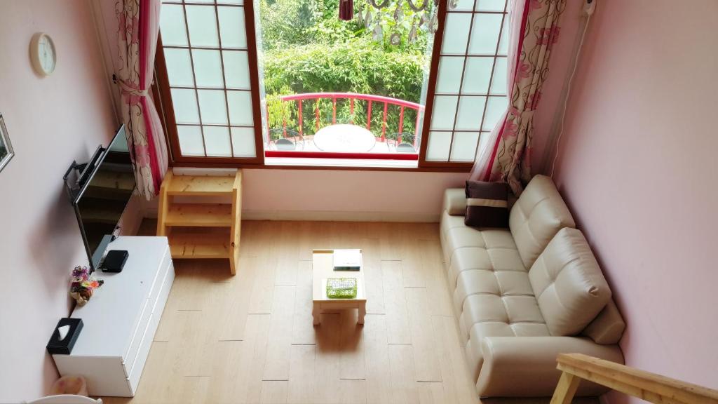Dreaming Forest Pension Seogwipo - Standard Double Room