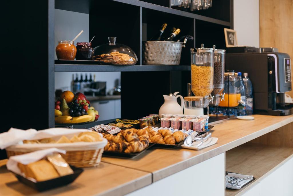 HOTEL AGORA Mures - Resim 41