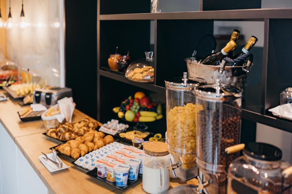 HOTEL AGORA Mures - Resim 21