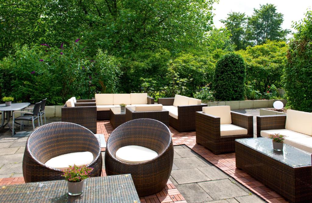 Posezení v ubytování Leonardo Hotel Hamburg City Nord
