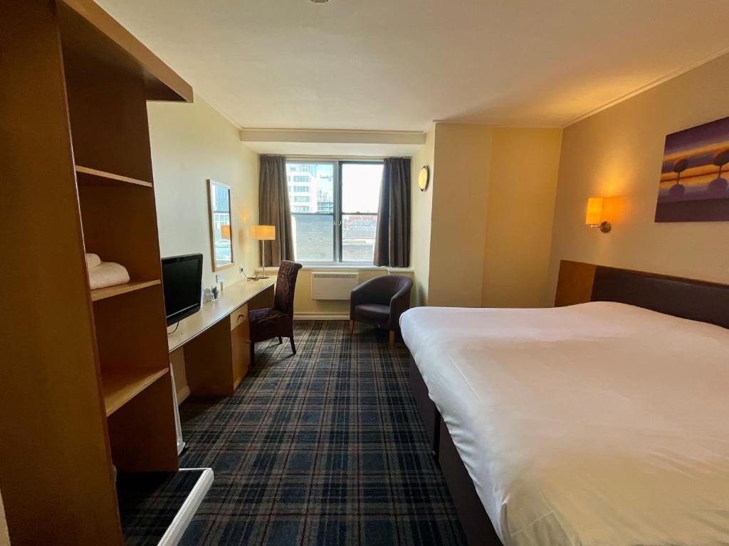 
Standard Double or Twin Room
