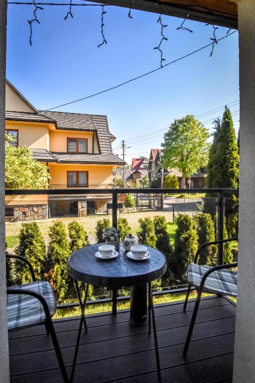 Balkón alebo terasa v ubytovaní Apartamenty Mrozówka