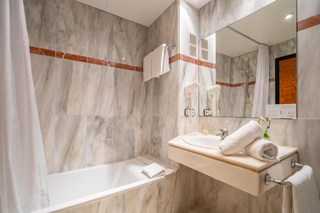 Hotel Glòries - Resim 28