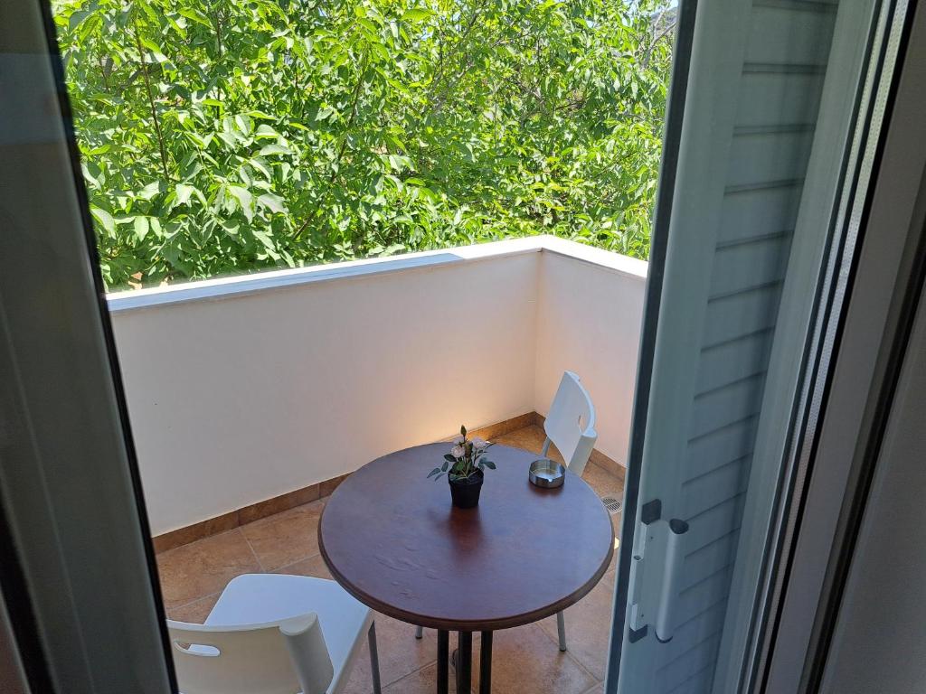 Nina rooms-near to the Athens' airport