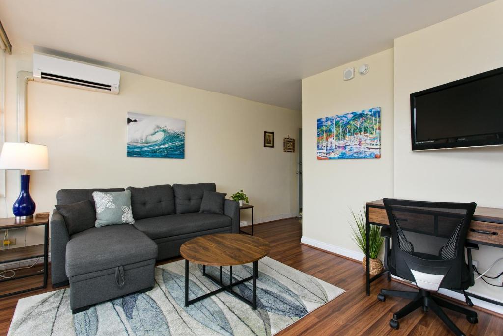 Waikiki Oa…