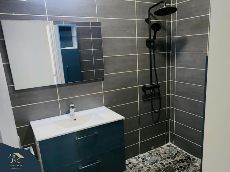 Koupelna v ubytování La Villa Durocher