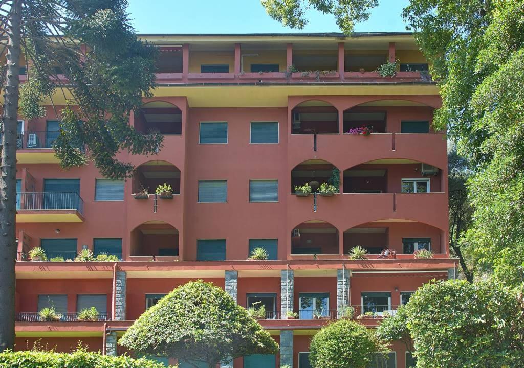 Budova, v ktorej sa apartmán nachádza