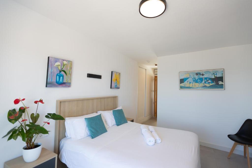 Postel nebo postele na pokoji v ubytování Hotel Mediterráneo by Croma