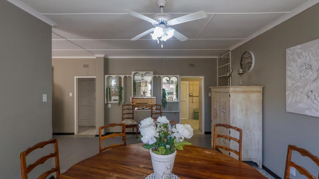 Stay at Percy Self Catering House, Nelspruit (updated prices 2024)