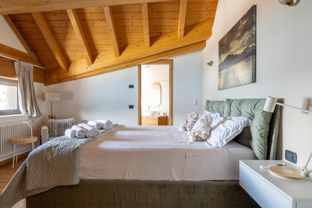 Posteľ alebo postele v izbe v ubytovaní Apartment Tamara Suite - Menaggio