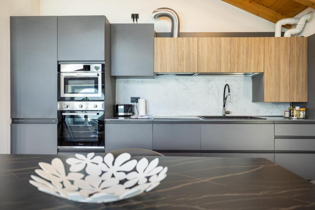 Kuchyňa alebo kuchynka v ubytovaní Apartment Tamara Suite - Menaggio