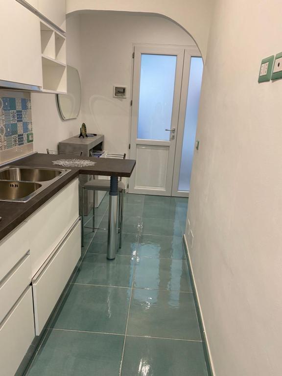 Kuchyň nebo kuchyňský kout v ubytování Ponzamania Diamante sul mare
