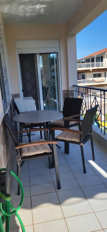 Balkon lub taras w obiekcie Квартира Халкидики Флогита / Ferienwohnung Chalkidiki Griechenland