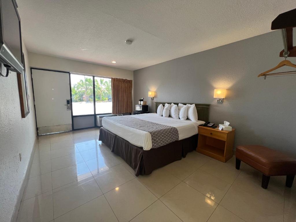 Garden Inn Homestead/Everglades/Gateway to Keys - 