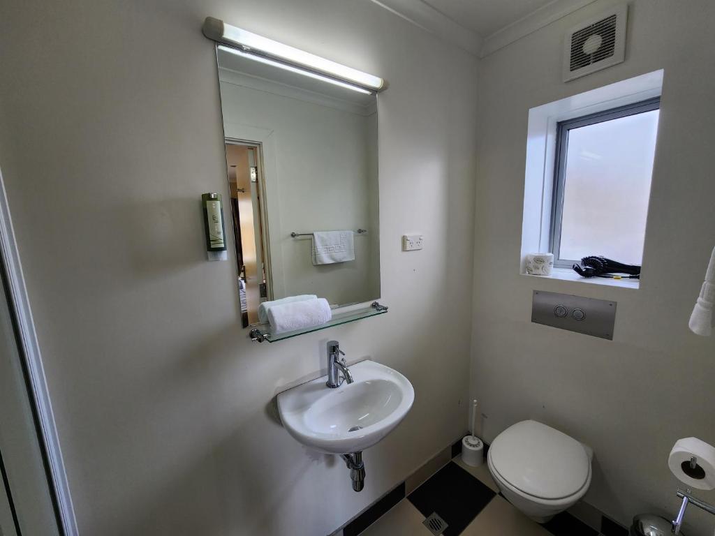 Pinewood Lodge - Resim 33