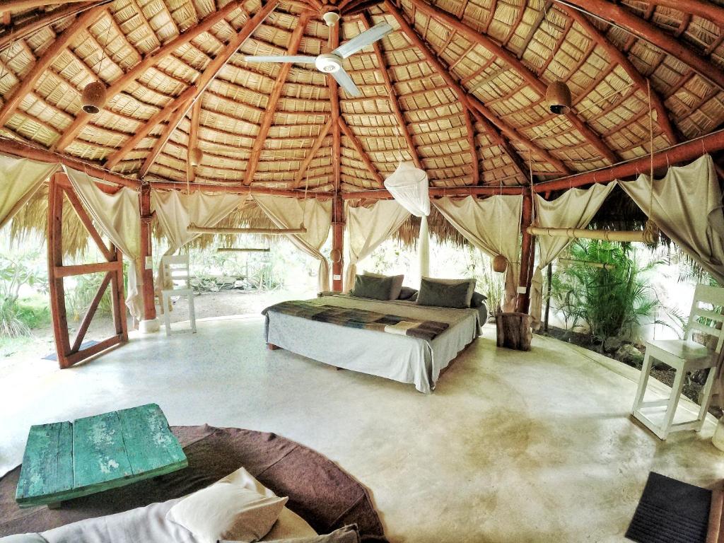 Posezení v ubytování Dream Glamping Jungle Bohio