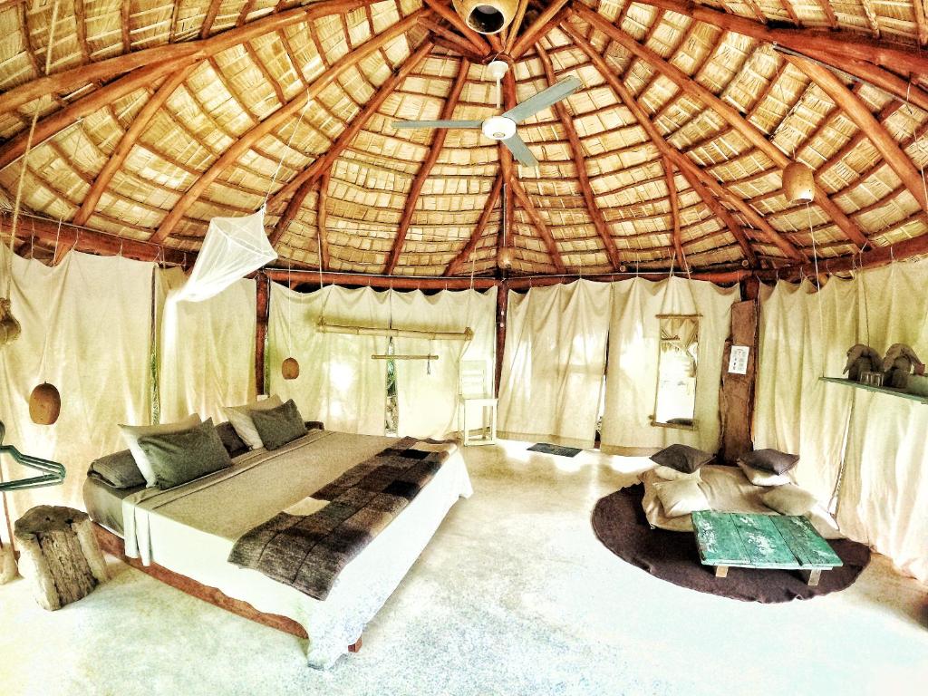Posezení v ubytování Dream Glamping Jungle Bohio