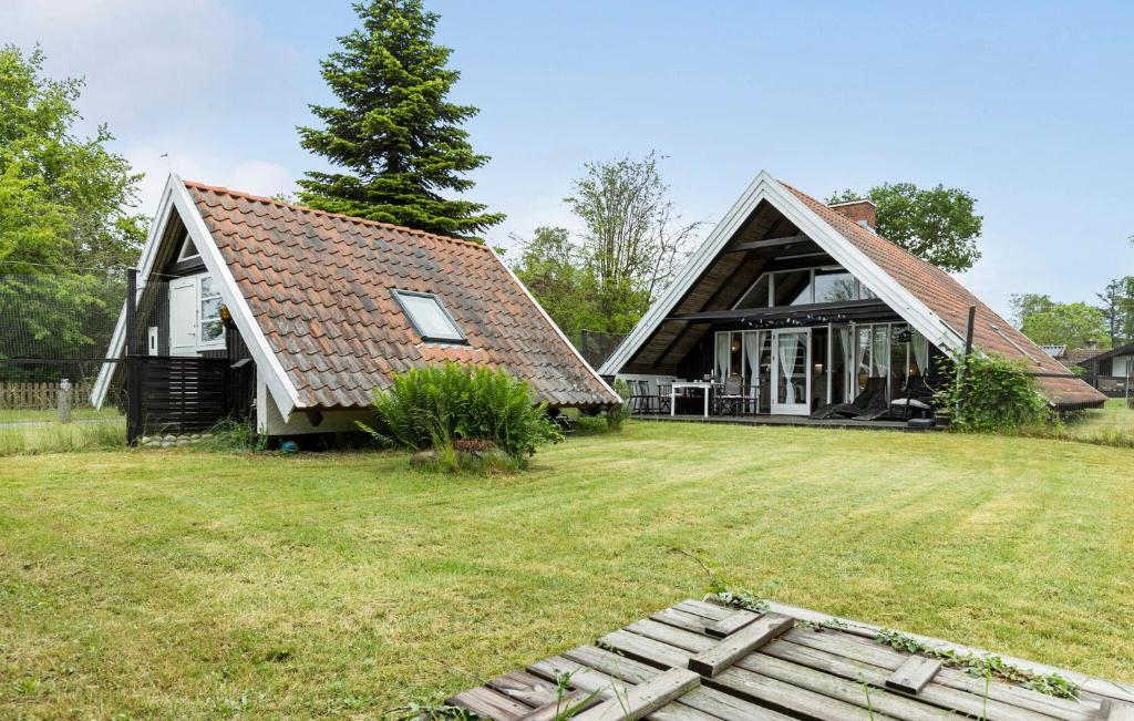 Κήπος έξω από το 3 Bedroom Beautiful Home In Gilleleje