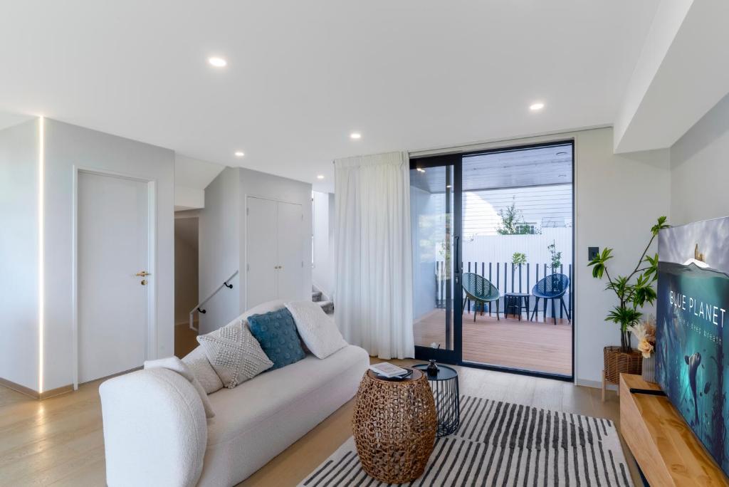 Scenic Views close to the City - Resim 18